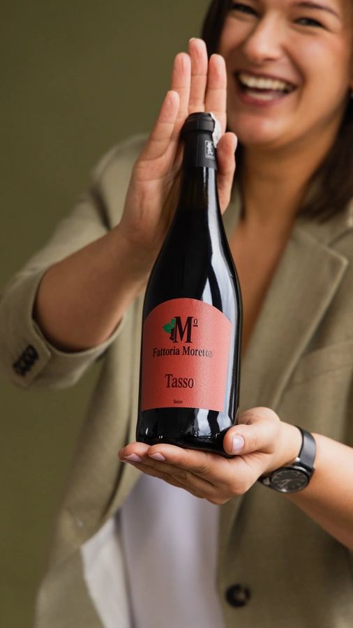 Lambrusco najlepsze najciekawsze wino czerwone musujace kwasne winogrona Lambrusco najlepsze najciekawsze wino czerwone musujace kwasne winogrona